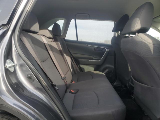 Photo 11 from auction – 2019 TOYOTA RAV4 LE with VIN JTMH1RFV1KD516239