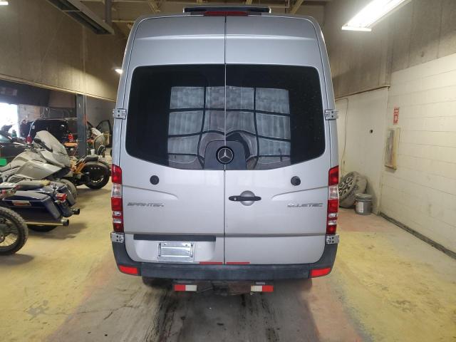 Photo 6 from auction – 2014 MERCEDES-BENZ SPRINTER 2 with VIN WD3PE7DC8E5935347