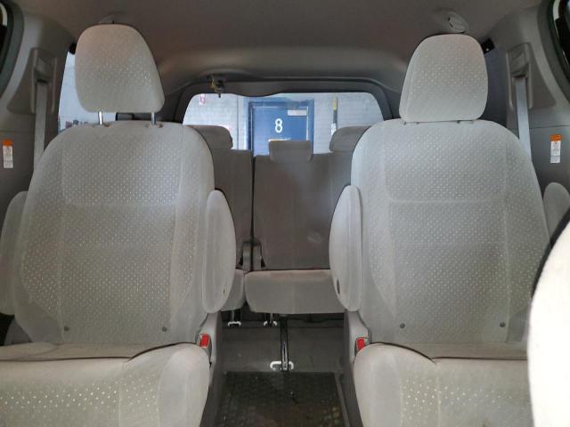 Photo 10 from auction – 2018 TOYOTA SIENNA LE with VIN 5TDJZ3DC0JS208295