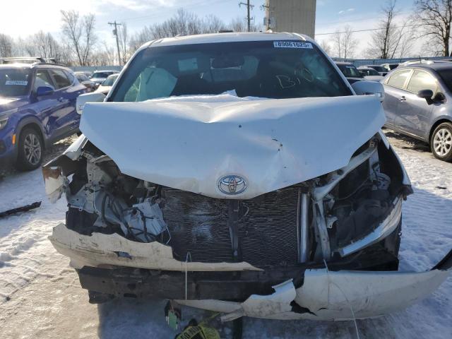 Photo 5 from auction – 2015 TOYOTA SIENNA XLE with VIN 5TDDK3DC0FS098695