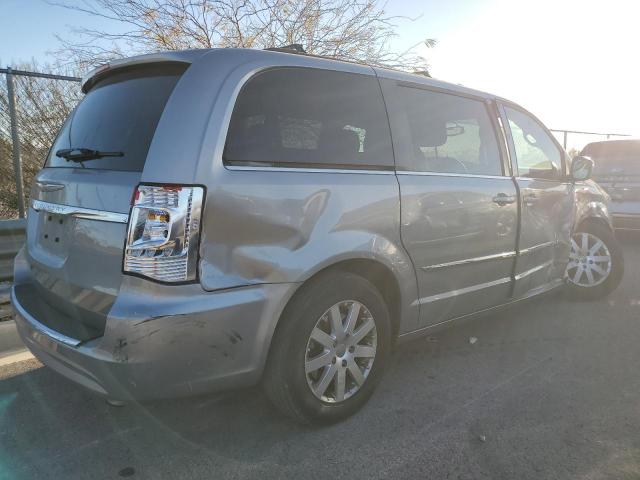 Photo 3 from auction – 2015 CHRYSLER TOWN & COU with VIN 2C4RC1BG0FR644403