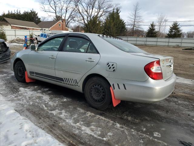 Photo 2 from auction – 2002 TOYOTA CAMRY LE with VIN JTDBE30K020056018