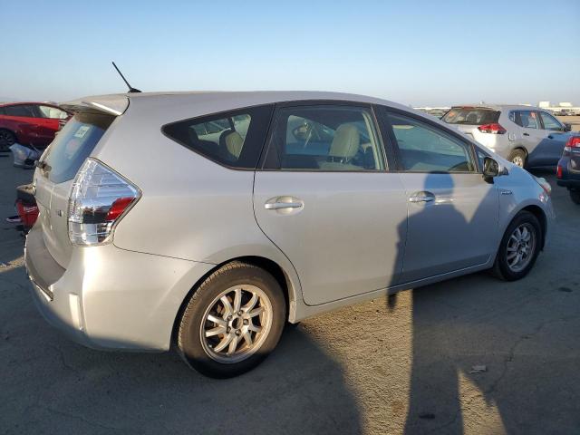 Photo 3 from auction – 2013 TOYOTA PRIUS V with VIN JTDZN3EU4D3283321