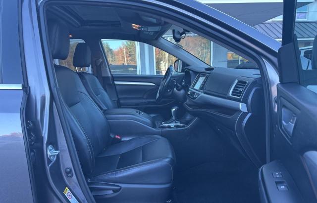 Photo 5 from auction – 2014 TOYOTA HIGHLANDER with VIN 5TDJKRFHXES066933