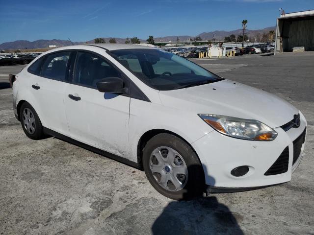 Photo 4 from auction – 2014 FORD FOCUS S with VIN 1FADP3E2XEL462697