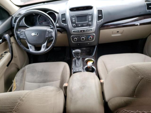 Photo 8 from auction – 2015 KIA SORENTO LX with VIN 5XYKTDA70FG614844
