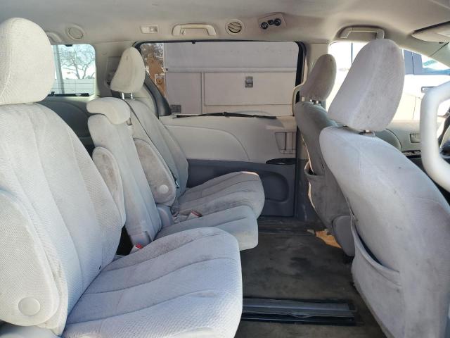 Photo 11 from auction – 2011 TOYOTA SIENNA LE with VIN 5TDKK3DCXBS133275