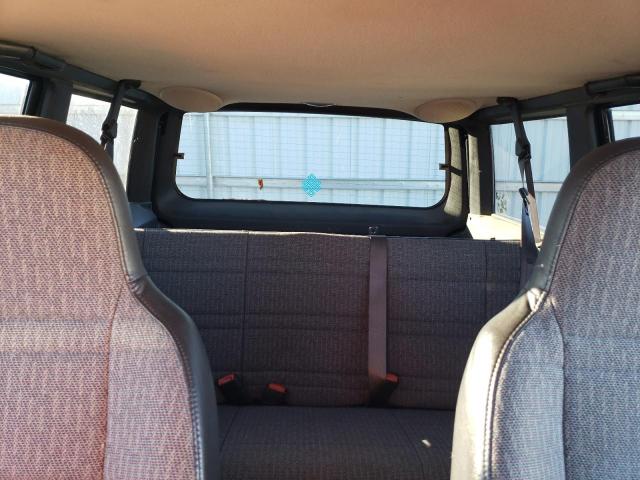 Photo 10 from auction – 2001 JEEP CHEROKEE S with VIN 1J4FF48S31L576861