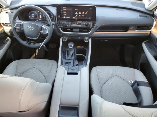 Photo 8 from auction – 2024 TOYOTA GRAND HIGH with VIN 5TDAAAB53RS020348