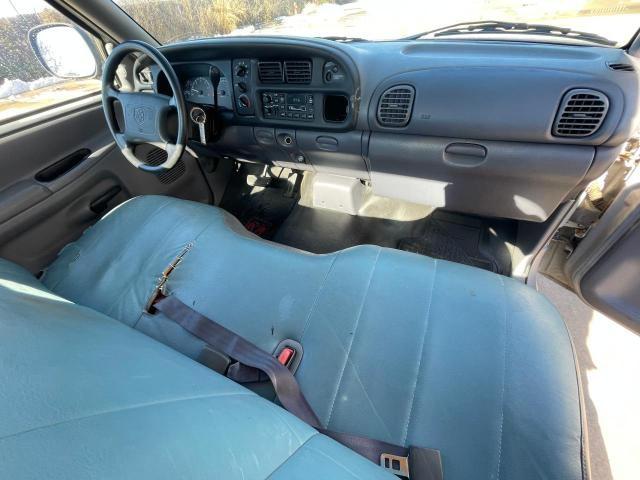 Photo 9 from auction – 2001 DODGE RAM 1500 with VIN 1B7HC16X71S748142