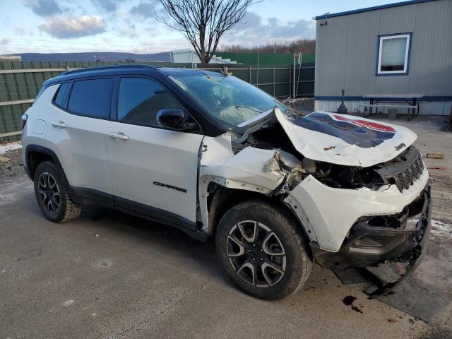 Photo 4 from auction – 2024 JEEP COMPASS TR with VIN 3C4NJDDN0RT118047