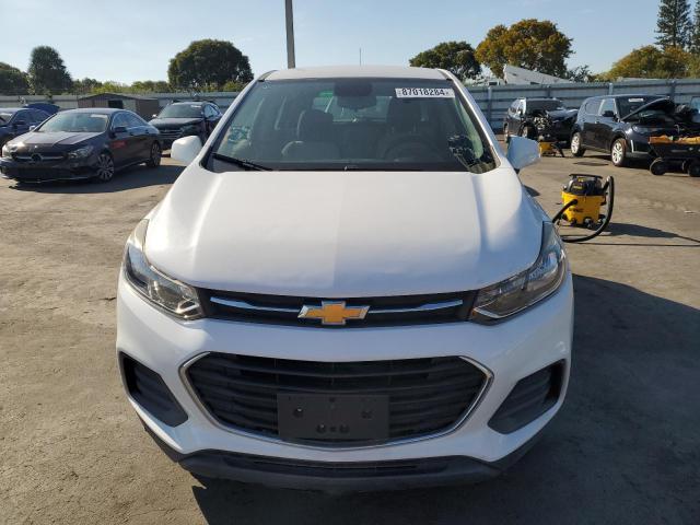 Photo 5 from auction – 2017 CHEVROLET TRAX LS with VIN 3GNCJKSB5HL265099