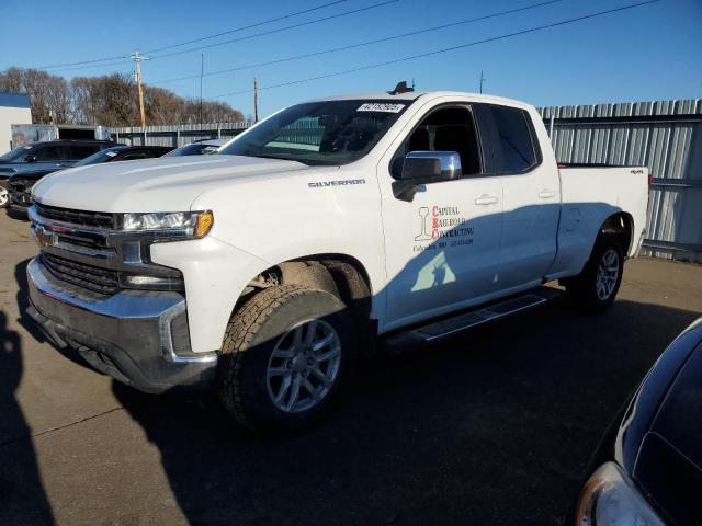 CHEVROLET SILVERADO 2021 with VIN 1GCRYDED9MZ360159 - Photo from auction