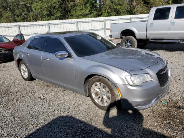 Photo 4 from auction – 2016 CHRYSLER 300 LIMITE with VIN 2C3CCAAG3GH189517