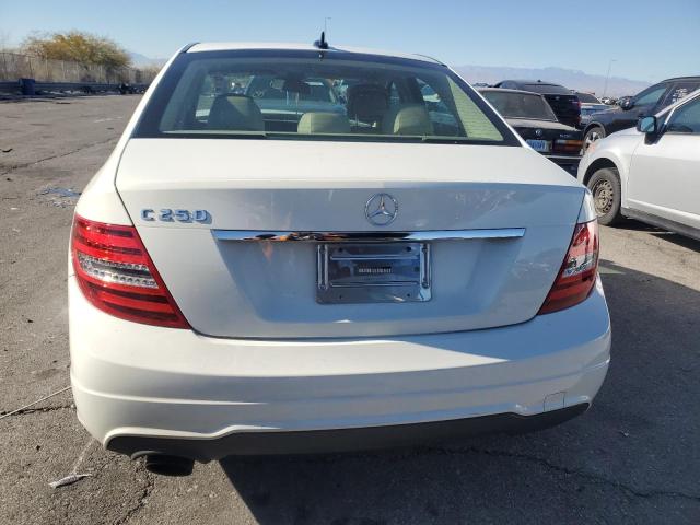Photo 6 from auction – 2012 MERCEDES-BENZ C 250 with VIN WDDGF4HB1CA720258