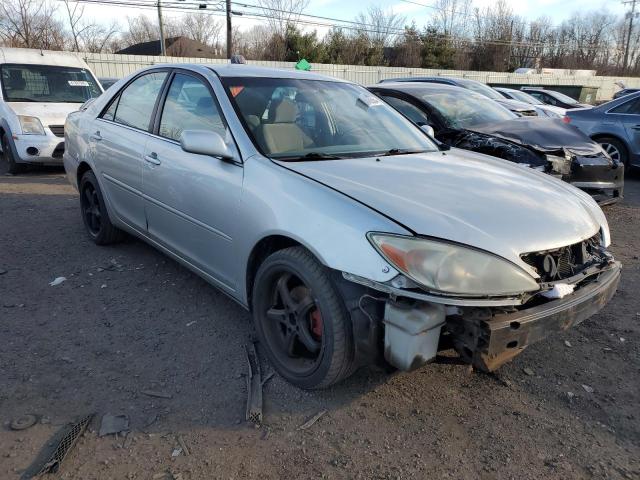 Zdjęcie 4 z aukcji – 2004 TOYOTA CAMRY LE z VIN 4T1BE32K04U289658