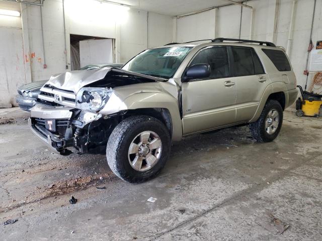 TOYOTA 4RUNNER SR 2004 with VIN JTEZU14RX40023233 - Photo from auction