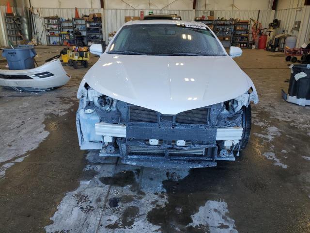 Photo 5 from auction – 2015 LINCOLN MKZ with VIN 3LN6L2J99FR621476