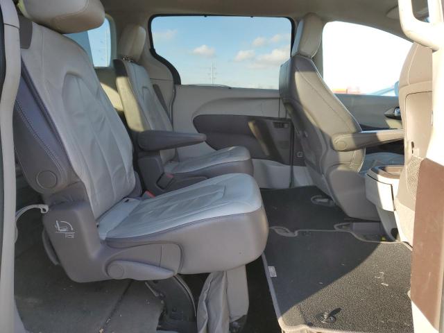 Photo 11 from auction – 2017 CHRYSLER PACIFICA T with VIN 2C4RC1BG3HR702863