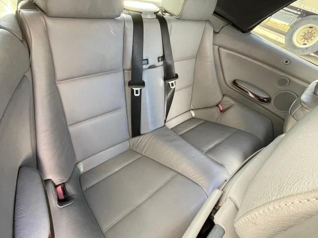 Photo 6 from auction – 2004 BMW 330 CI with VIN WBABW534X4PL44285