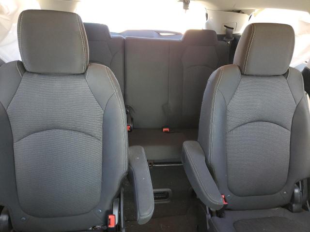 Photo 10 from auction – 2017 CHEVROLET TRAVERSE L with VIN 1GNKRHKDXHJ166374