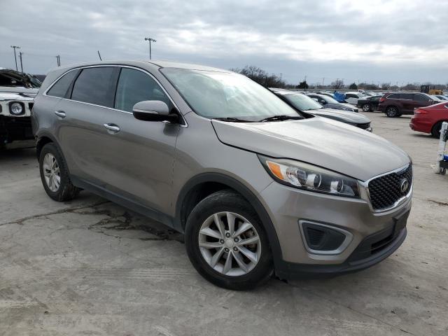 Photo 4 from auction – 2016 KIA SORENTO LX with VIN 5XYPG4A34GG067795