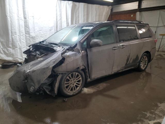 TOYOTA SIENNA XLE 2015 with VIN 5TDYK3DC4FS648546 - Photo from auction