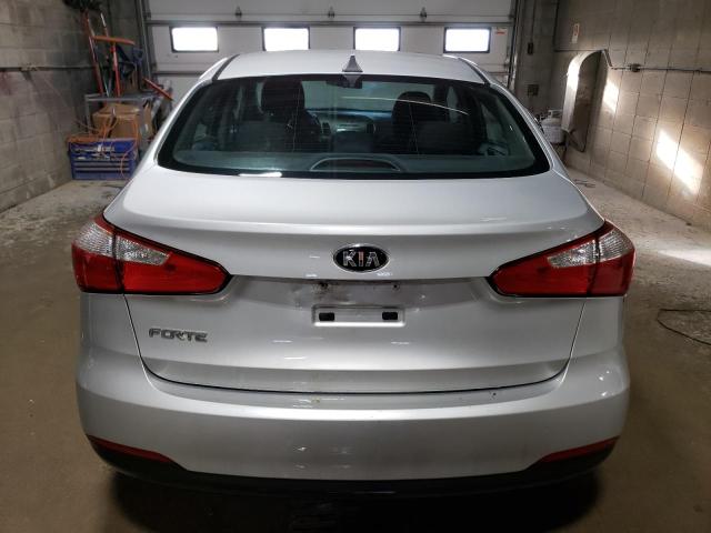 Photo 6 from auction – 2016 KIA FORTE LX with VIN KNAFK4A64G5568387