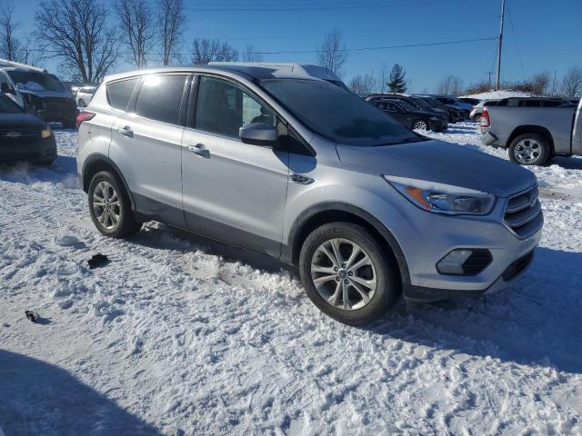 Photo 4 from auction – 2019 FORD ESCAPE SE with VIN 1FMCU9GD0KUA17211
