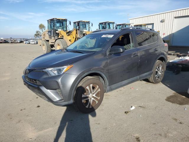 Photo 1 from auction – 2018 TOYOTA RAV4 LE with VIN 2T3ZFREV3JW460393