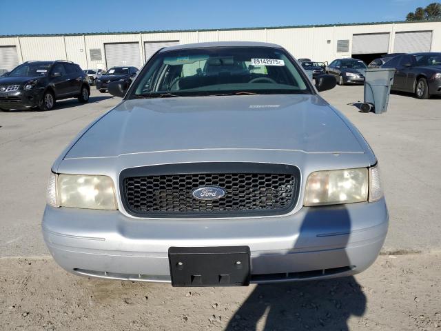Photo 5 from auction – 2001 FORD CROWN VICT with VIN 2FAFP71W91X155494