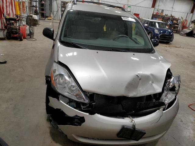 Photo 5 from auction – 2010 TOYOTA SIENNA CE with VIN 5TDKK4CC4AS311560