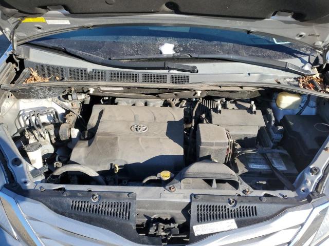 Photo 12 from auction – 2015 TOYOTA SIENNA with VIN 5TDJK3DC3FS111829