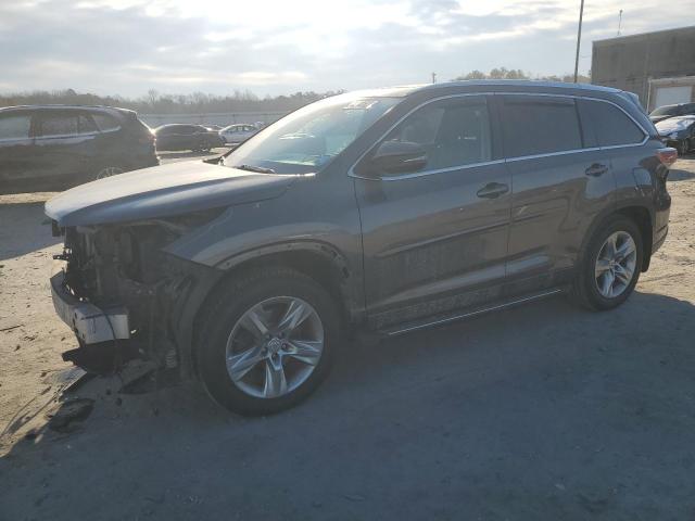 TOYOTA HIGHLANDER 2015 with VIN 5TDDKRFH1FS110042 - Photo from auction