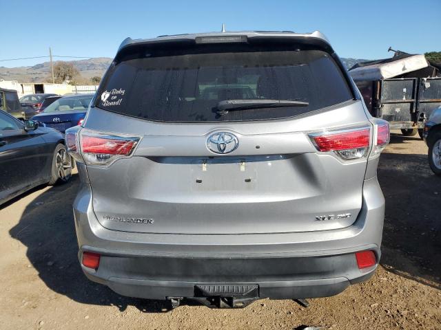 Photo 6 from auction – 2015 TOYOTA HIGHLANDER with VIN 5TDJKRFH0FS153533