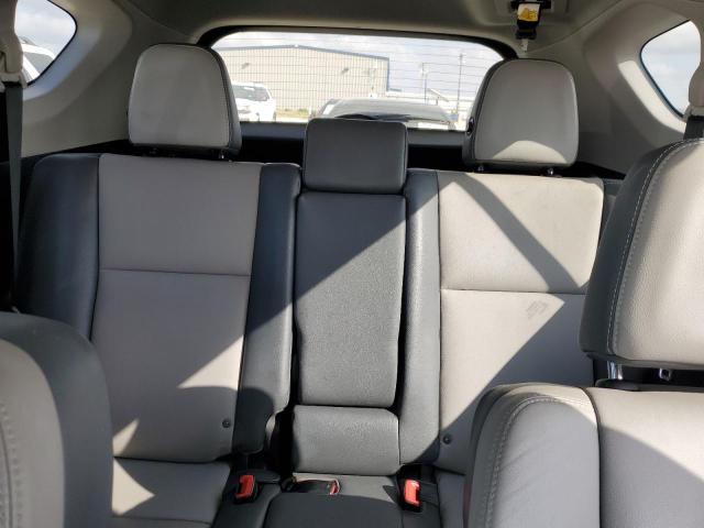 Photo 10 from auction – 2015 TOYOTA RAV4 LIMIT with VIN 2T3DFREV7FW293599