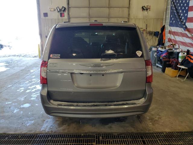 Photo 6 from auction – 2016 CHRYSLER TOWN & COU with VIN 2C4RC1BG8GR231288