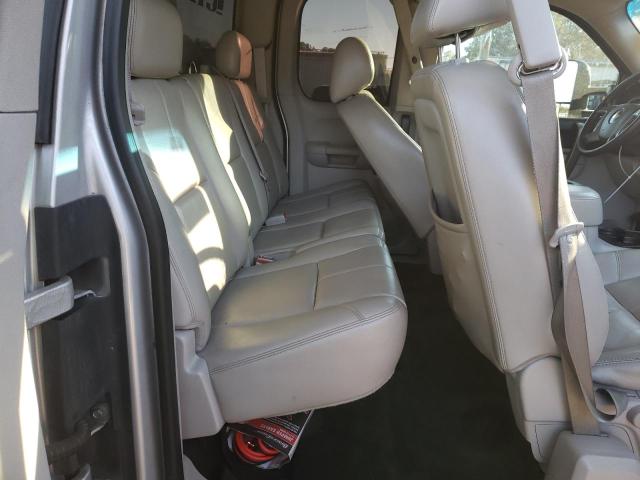 Photo 10 from auction – 2011 CHEVROLET SILVERADO with VIN 1GCRKSE32BZ400205
