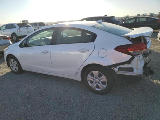 Photo 2 from auction – 2018 KIA FORTE LX with VIN 3KPFL4A71JE227064