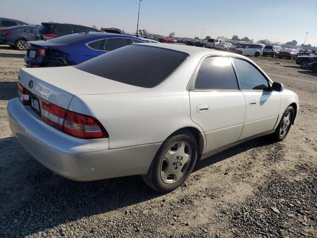 Photo 3 from auction – 2001 LEXUS ES 300 with VIN JT8BF28G910312953