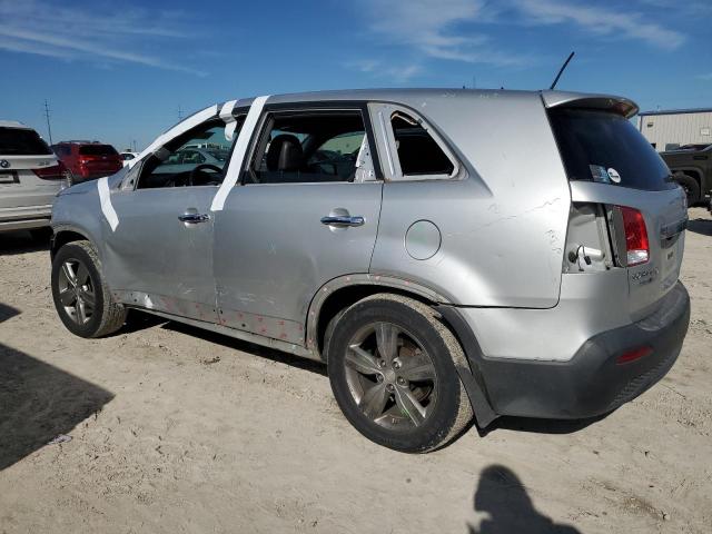 Photo 2 from auction – 2012 KIA SORENTO EX with VIN 5XYKU4A27CG299134
