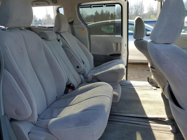Photo 11 from auction – 2013 TOYOTA SIENNA LE with VIN 5TDKK3DC4DS377040