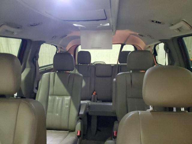 Photo 10 from auction – 2015 CHRYSLER TOWN & COU with VIN 2C4RC1BGXFR561867