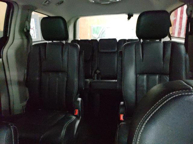 Photo 10 from auction – 2014 CHRYSLER TOWN & COU with VIN 2C4RC1BG7ER111737