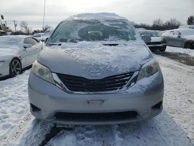 Photo 5 from auction – 2012 TOYOTA SIENNA LE with VIN 5TDJK3DC8CS041482