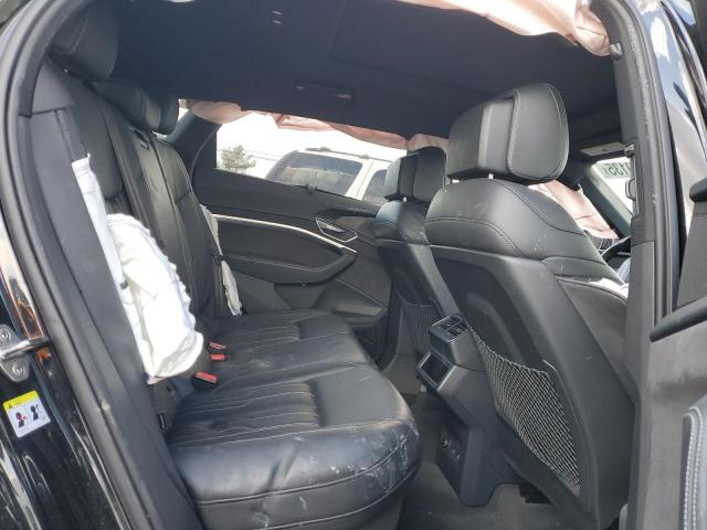Photo 10 from auction – 2022 AUDI E-TRON S P with VIN WA1VCBGE2NB039060