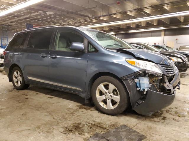 Photo 4 from auction – 2017 TOYOTA SIENNA LE with VIN 5TDKZ3DC0HS855150