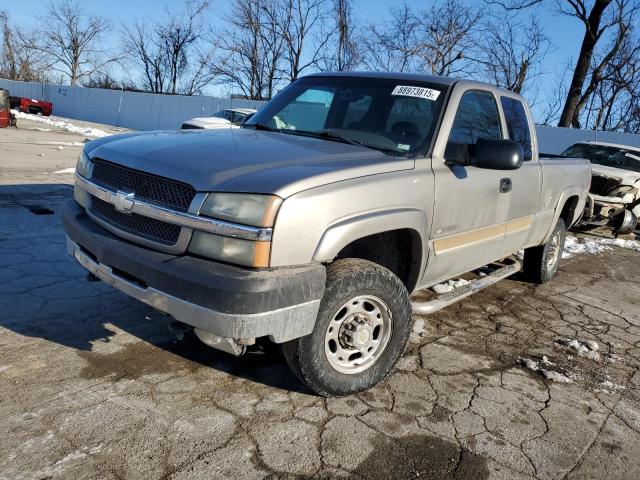 CHEVROLET SILVERADO 2003 with VIN 1GCHK29U33E355914 - Photo from auction