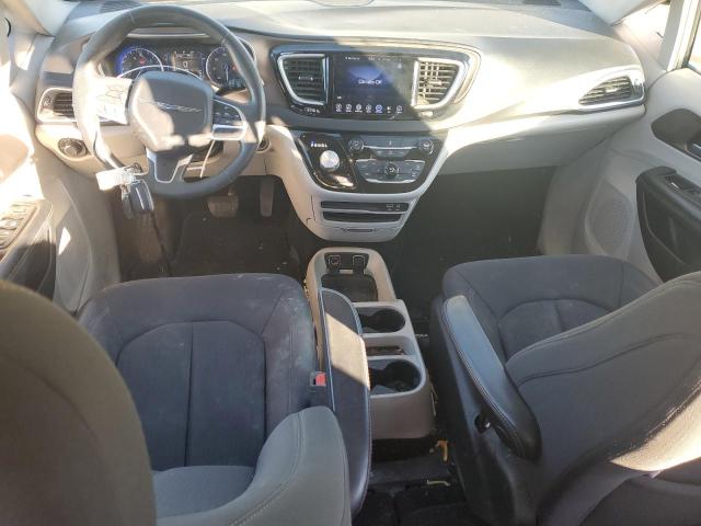Photo 8 from auction – 2017 CHRYSLER PACIFICA T with VIN 2C4RC1DG4HR585324