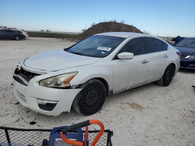 NISSAN ALTIMA 2.5 2015 with VIN 1N4AL3AP4FN325759 - Photo from auction
